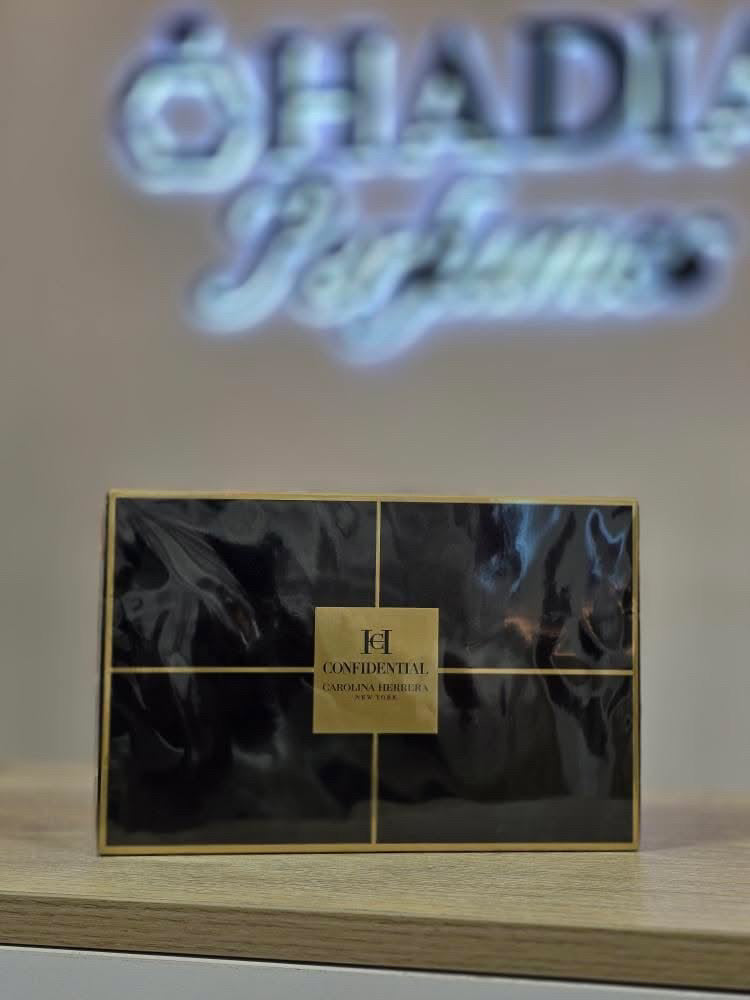 Caroline Herrera New York Confidential gift Discovery Set! 15ml * 4